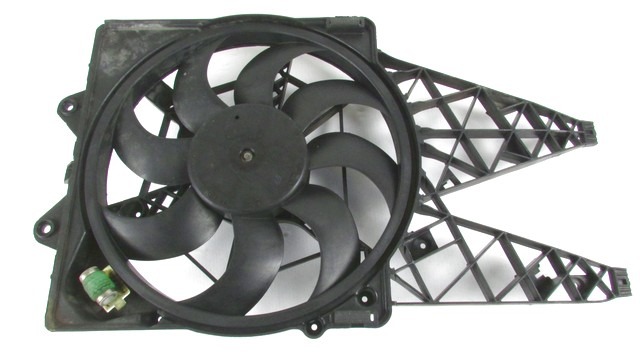 VENTILATOR HLADILNIKA OEM N. 882300200 ORIGINAL REZERVNI DEL LANCIA DELTA 844 MK3 (2008 - 2014) DIESEL LETNIK 2009