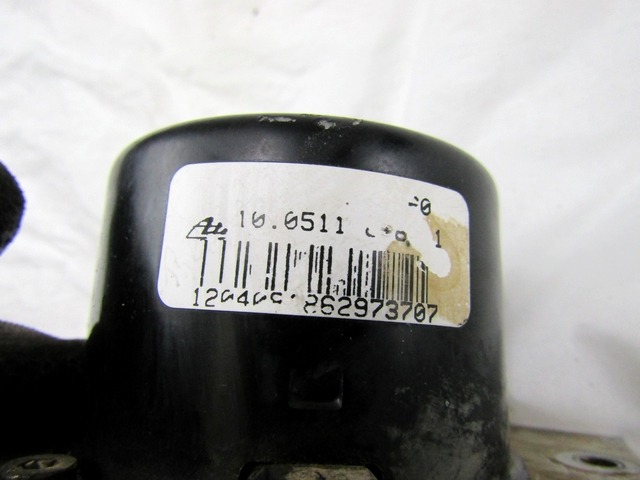 ABS AGREGAT S PUMPO OEM N. 04721427AE ORIGINAL REZERVNI DEL CHRYSLER VOYAGER NS GS MK3 (1996 - 2000) DIESEL LETNIK 2000