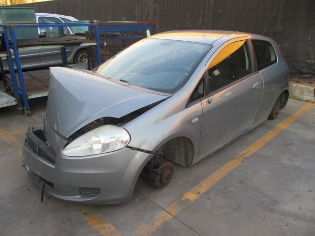 FIAT GRANDE PUNTO 1.2 G 48KW 5M 3P (2008) RICAMBI IN MAGAZZINO