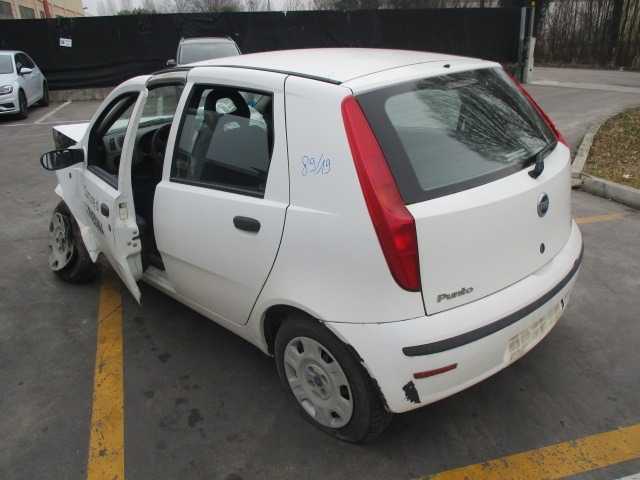 FIAT PUNTO 1.2 B 44KW 5M 5P (2004) RICAMBI IN MAGAZZINO