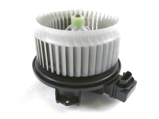 VENTILATOR  KABINE  OEM N. 8710352141 ORIGINAL REZERVNI DEL SUBARU TREZIA (2011 - 2014)BENZINA LETNIK 2011