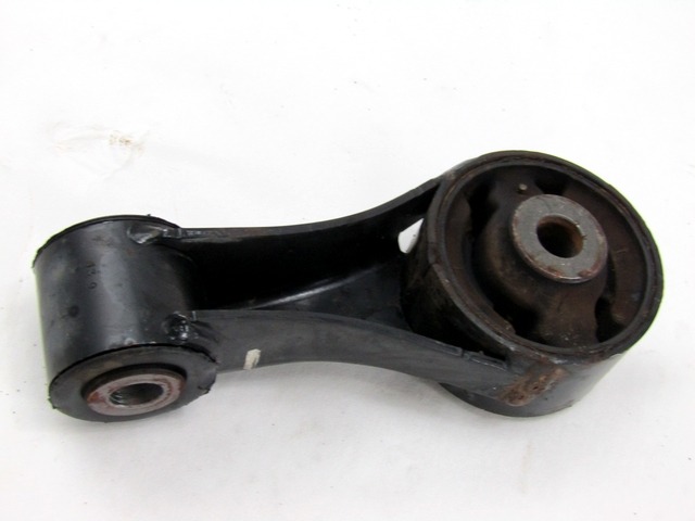 NOSILCI MOTORJA/DRUGO OEM N. 180679 ORIGINAL REZERVNI DEL PEUGEOT 107 PM PN (2005 - 2014) BENZINA LETNIK 2009