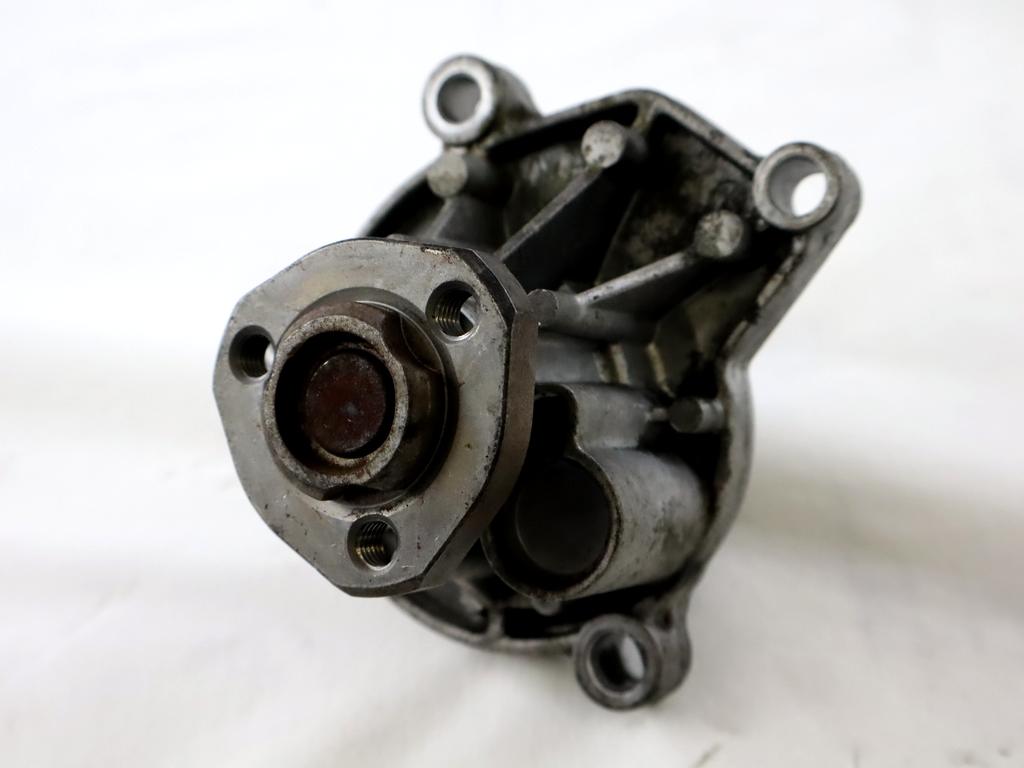 VODNA CRPALKA  OEM N. 03D121005 ORIGINAL REZERVNI DEL VOLKSWAGEN POLO 6R1 6C1 (06/2009 - 02/2014) BENZINA LETNIK 2012