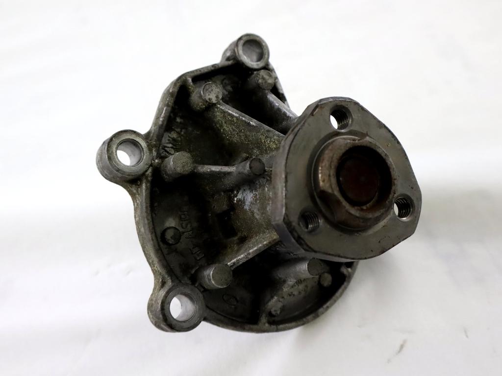 VODNA CRPALKA  OEM N. 03D121005 ORIGINAL REZERVNI DEL VOLKSWAGEN POLO 6R1 6C1 (06/2009 - 02/2014) BENZINA LETNIK 2012