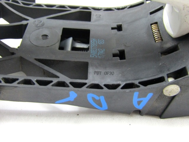 ZUNANJA KLJUKA SPREDNJA DESNA VRATA OEM N. 5N0837885H ORIGINAL REZERVNI DEL VOLKSWAGEN POLO 6R1 6C1 (06/2009 - 02/2014) BENZINA LETNIK 2012