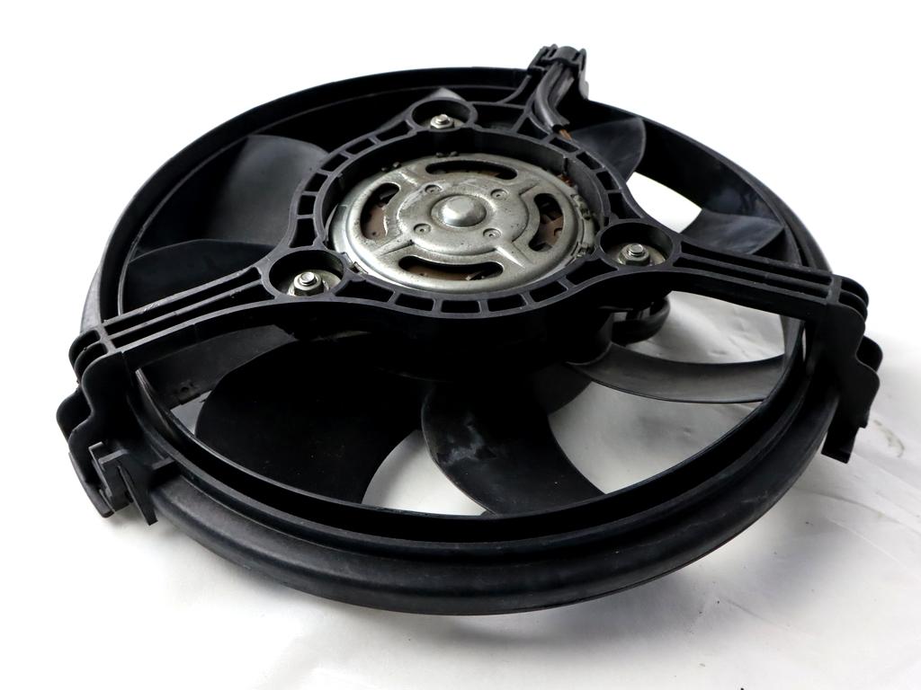 VENTILATOR HLADILNIKA OEM N. 3J283408 ORIGINAL REZERVNI DEL VOLKSWAGEN PASSAT B5.5 3B3 3B6 3BG R BER/SW (11/2000 - 2005) DIESEL LETNIK 2002