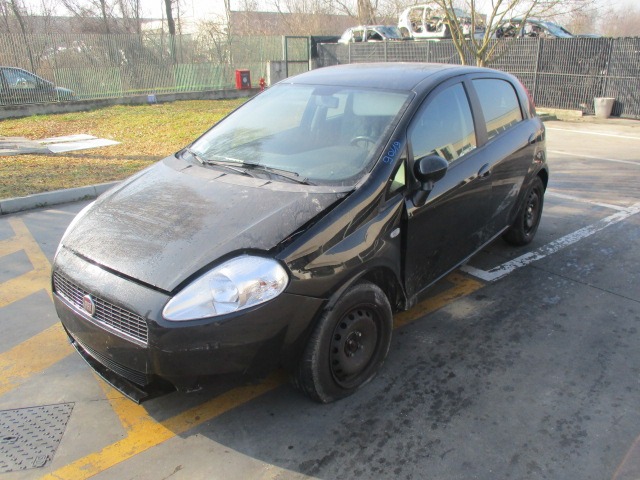 FIAT GRANDE PUNTO 1.2 B 48KW 5M 5P (2008) RICAMBI IN MAGAZZINO