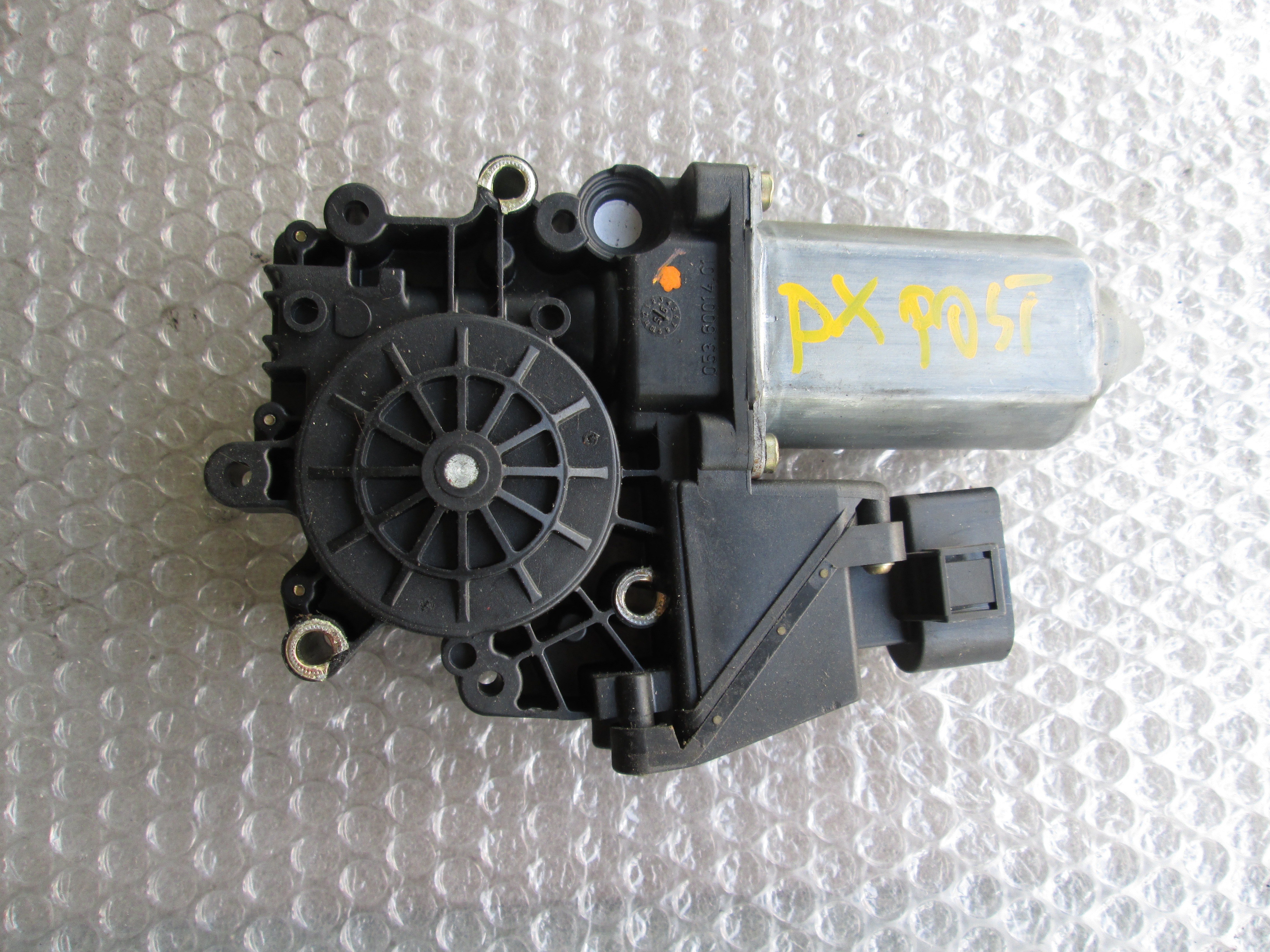 MOTORCEK ELEKTRICNEGA POMIKA ZADNJEGA STEKLA  OEM N. 536001401 ORIGINAL REZERVNI DEL AUDI A8 D2/4D (1994 - 2002) BENZINA LETNIK 1996