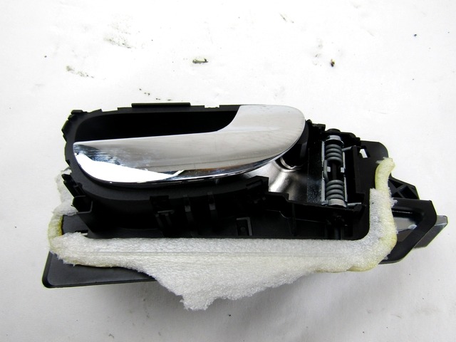 NOTRANJA KLJUKA  OEM N. 9643604477 ORIGINAL REZERVNI DEL PEUGEOT 307 3A/B/C/E/H BER/SW/CABRIO (2001 - 2009) DIESEL LETNIK 2006