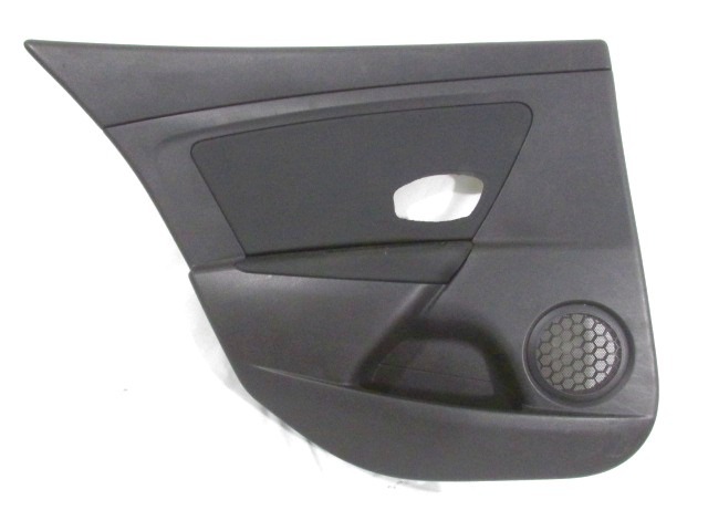 VRATNI PANEL OEM N. PNPSTRNMEGANEBZ01MK3SW5P ORIGINAL REZERVNI DEL RENAULT MEGANE MK3 BZ0/1 B3 DZ0/1 KZ0/1 BER/SPORTOUR/ESTATE (2009 - 2015) DIESEL LETNIK 2013