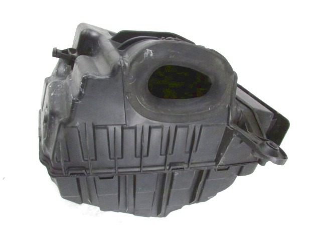 FILTAR ZRAKA OEM N. 8200947663 ORIGINAL REZERVNI DEL RENAULT MEGANE MK3 BZ0/1 B3 DZ0/1 KZ0/1 BER/SPORTOUR/ESTATE (2009 - 2015) DIESEL LETNIK 2013