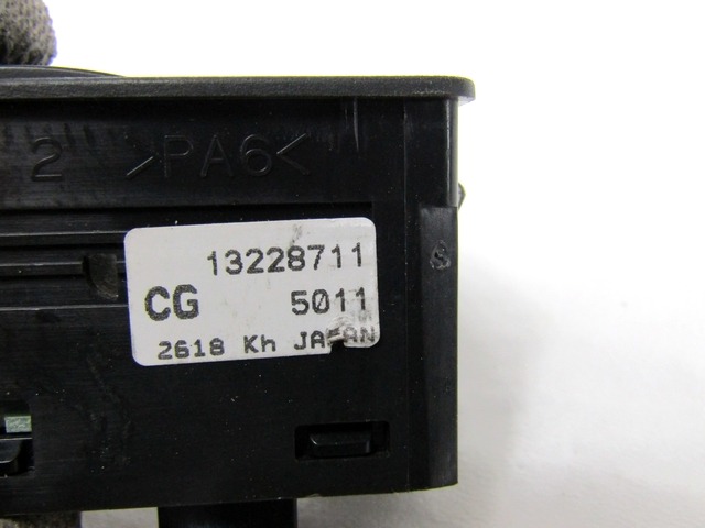 STIKALO ELEKTRICNEGA DVIGA STEKEL OEM N. 13228711 ORIGINAL REZERVNI DEL OPEL ASTRA H A04 L48 L08 L35 L67 R 5P/3P/SW (2007 - 2010) BENZINA LETNIK 2009