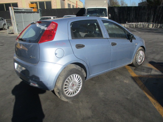 FIAT GRANDE PUNTO 1.2 B 48KW 5M 5P (2008) RICAMBI IN MAGAZZINO 