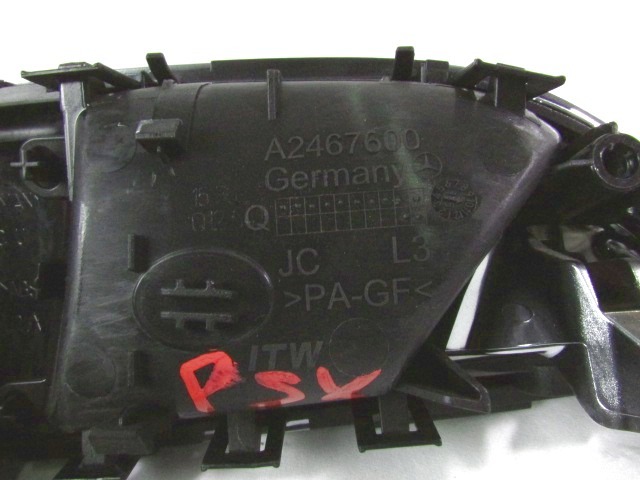 NOTRANJA KLJUKA  OEM N. A2467300348 ORIGINAL REZERVNI DEL MERCEDES GLA W156 (DAL 2013)DIESEL LETNIK 2015