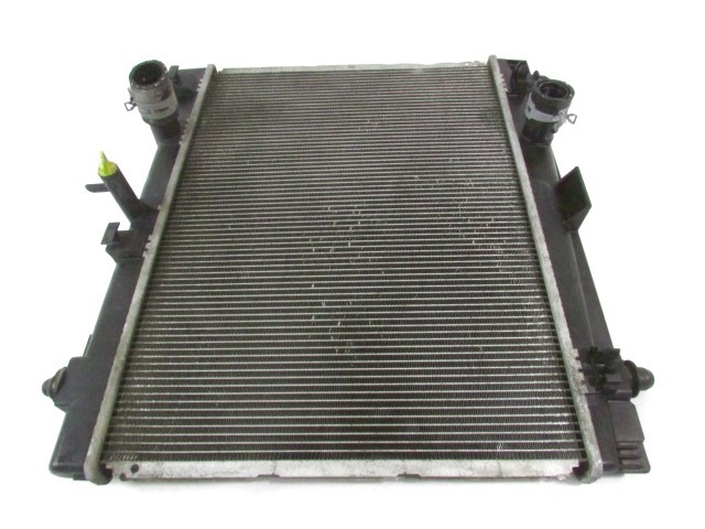 RADIATOR VODE OEM N. 164000Q040 ORIGINAL REZERVNI DEL TOYOTA YARIS P9 MK2 (01/2006 - 2009) BENZINA LETNIK 2007