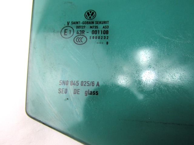 STEKLO ZADNJIH DESNIH VRAT OEM N. 5N0845026A ORIGINAL REZERVNI DEL VOLKSWAGEN TIGUAN 5N MK1 (2007 - 2011)DIESEL LETNIK 2008