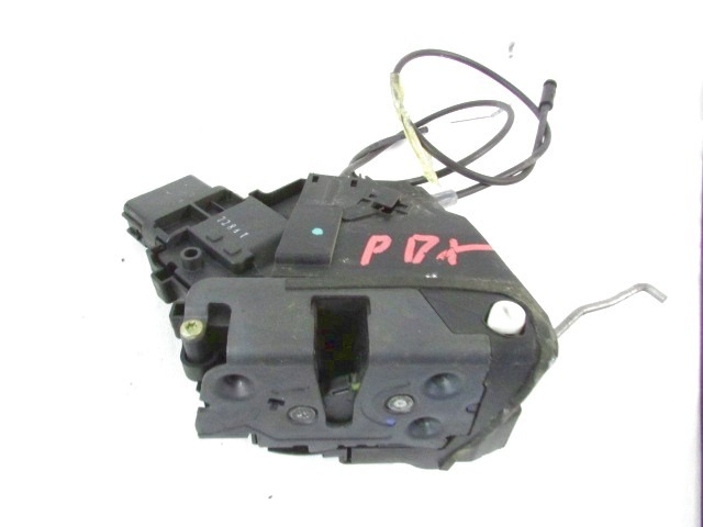 CENTRALNO ZAKLEPANJE ZADNJIH DESNIH VRAT OEM N. 3N6A-A26412-B ORIGINAL REZERVNI DEL MAZDA 3 MK1 BK (2003 - 2009)DIESEL LETNIK 2005