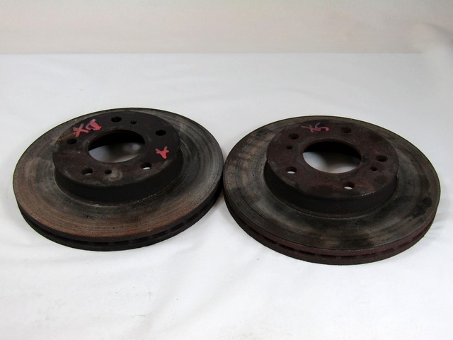 SPREDNJI ZAVORNI DISKI OEM N. 40206-9C100 ORIGINAL REZERVNI DEL NISSAN VANETTE CARGO HC23 (1994 - 2001)DIESEL LETNIK 1997