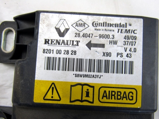 KIT AIRBAG KOMPLET OEM N. 8201002828 ORIGINAL REZERVNI DEL DACIA SANDERO MK1 (2008 - 2012) BENZINA/GPL LETNIK 2010