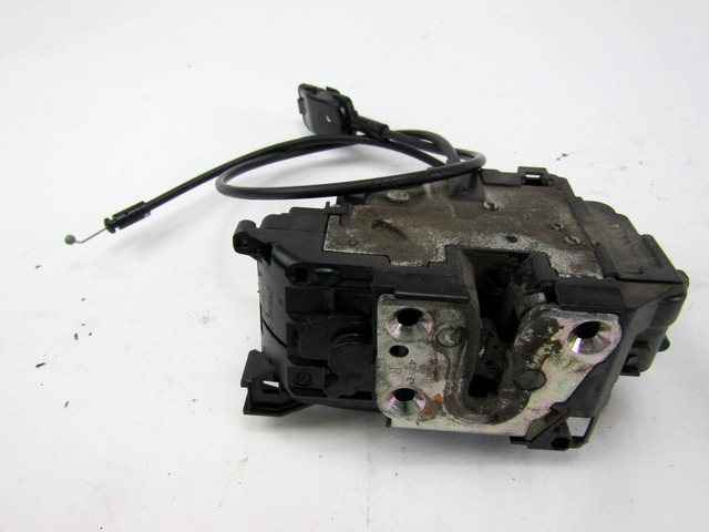 CENTRALNO ZAKLEPANJE ZADNJIH DESNIH VRAT OEM N. 8200300123 ORIGINAL REZERVNI DEL RENAULT CLIO BR0//1 CR0/1 KR0/1 MK3 (2005 - 05/2009) DIESEL LETNIK 2007