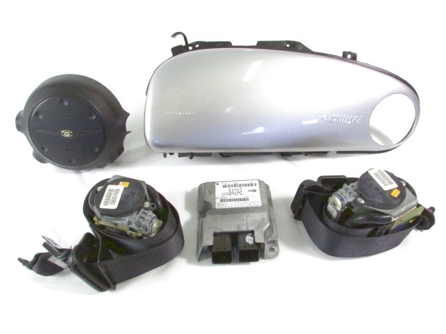 KIT AIRBAG KOMPLET OEM N. 16359 KIT AIRBAG COMPLETO ORIGINAL REZERVNI DEL CHRYSLER PT CRUISER PT (2000 - 2010) BENZINA LETNIK 2002