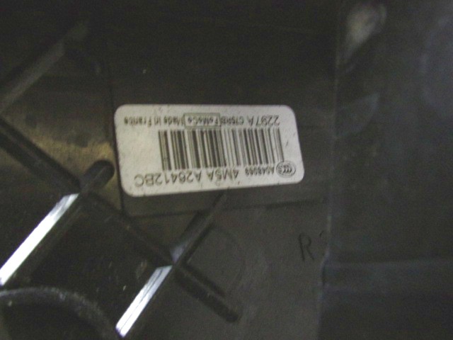 CENTRALNO ZAKLEPANJE ZADNJIH DESNIH VRAT OEM N. 4M5A-A26412-BC ORIGINAL REZERVNI DEL FORD FOCUS DA HCP DP MK2 BER/SW (2005 - 2008) DIESEL LETNIK 2007