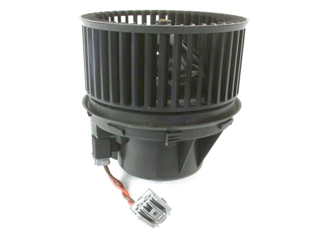 VENTILATOR  KABINE  OEM N. AV6N-18456-AA ORIGINAL REZERVNI DEL VOLVO V40 MK1 525 526 (2012 - 2016)DIESEL LETNIK 2016