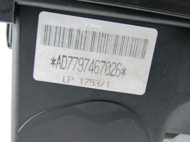 FILTAR ZRAKA OEM N. 13717797467 ORIGINAL REZERVNI DEL BMW SERIE 3 BER/SW/COUPE/CABRIO E90/E91/E92/E93 (2005 -2009) DIESEL LETNIK 2008