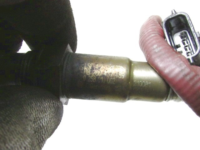 SONDA LAMBDA  OEM N. 8200437489 ORIGINAL REZERVNI DEL DACIA DUSTER HS (2010 - 2017) BENZINA LETNIK 2011