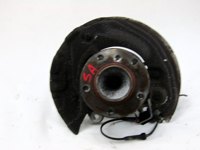 LEVI VRTLJIVI LEZAJ / PESTO KOLESA Z LEZAJEM SPREDAJ OEM N. 31216764443 ORIGINAL REZERVNI DEL BMW SERIE 3 BER/SW/COUPE/CABRIO E90/E91/E92/E93 (2005 -2009) DIESEL LETNIK 2008