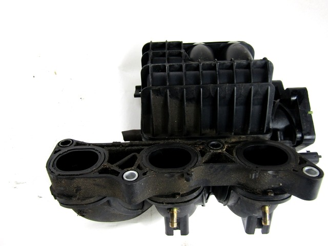 SESALNI KOLEKTOR OEM N. MN143824 ORIGINAL REZERVNI DEL MITSUBISHI COLT Z30 Z3_A Z2_A MK6 (2004 - 2009) BENZINA LETNIK 2007