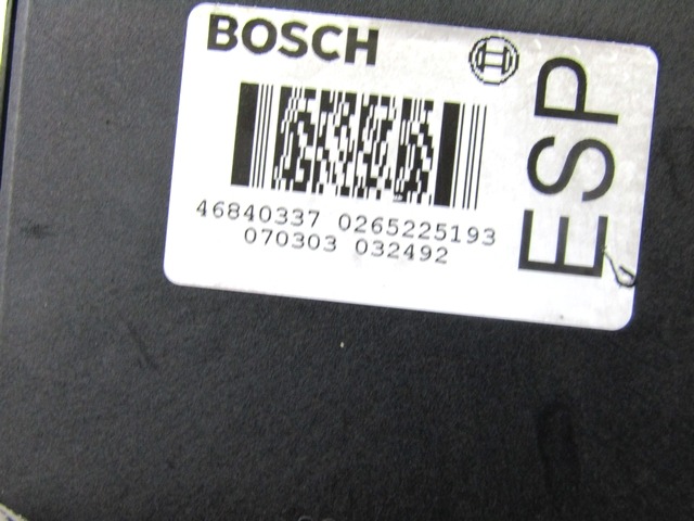 ABS AGREGAT S PUMPO OEM N. 46840337 ORIGINAL REZERVNI DEL ALFA ROMEO 156 932 BER/SW (2000 - 2003)DIESEL LETNIK 2003