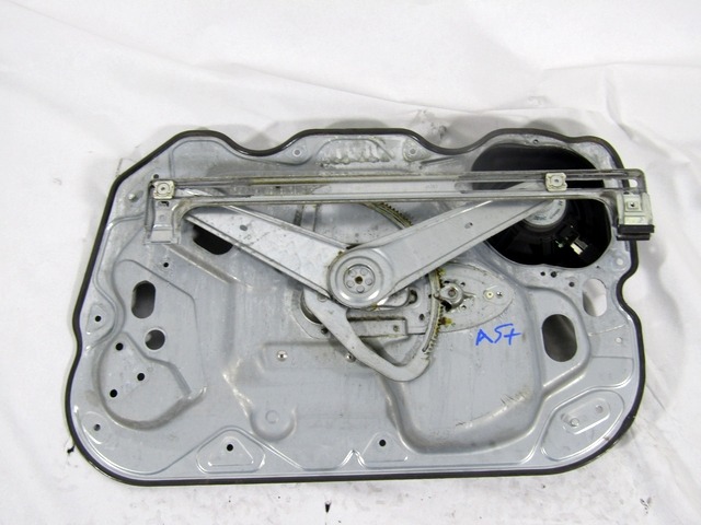 MEHANIZEM DVIGA SPREDNJIH STEKEL  OEM N. 18519 SISTEMA ALZACRISTALLO PORTA ANTERIORE ELETTR ORIGINAL REZERVNI DEL FORD FOCUS DA HCP DP MK2 R BER/SW (2008 - 2011) DIESEL LETNIK 2008