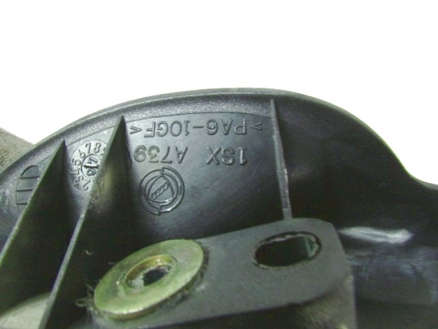 NOTRANJA KLJUKA  OEM N. 719059614 ORIGINAL REZERVNI DEL FIAT BRAVA 182 (1995 - 2001) BENZINA LETNIK 1997