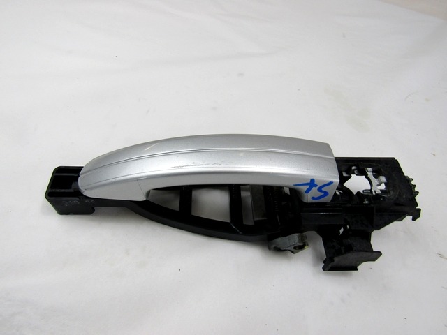 ZUNANJA KLJUKA SPREDNJA LEVA VRATA OEM N. 1305822 ORIGINAL REZERVNI DEL FORD FOCUS DA HCP DP MK2 R BER/SW (2008 - 2011) DIESEL LETNIK 2008