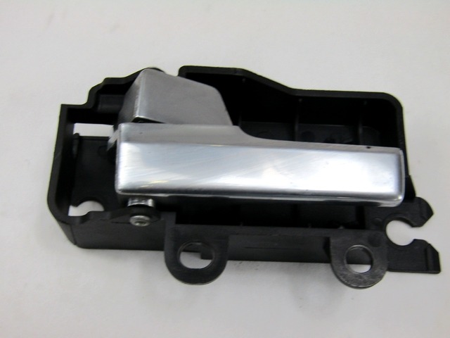 NOTRANJA KLJUKA  OEM N. 3M51-R22600 ORIGINAL REZERVNI DEL FORD FOCUS DA HCP DP MK2 R BER/SW (2008 - 2011) DIESEL LETNIK 2008