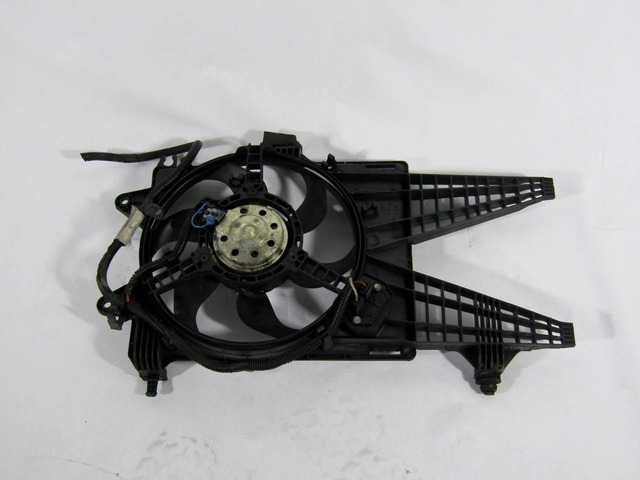 VENTILATOR HLADILNIKA OEM N. 51760613 ORIGINAL REZERVNI DEL LANCIA MUSA 350 (2004 - 2007) DIESEL LETNIK 2004