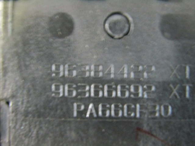 GLAVNO STIKALO LUCI OEM N. 96384422XT ORIGINAL REZERVNI DEL PEUGEOT 207 / 207 CC WA WC WD WK (2006 - 05/2009) BENZINA LETNIK 2007