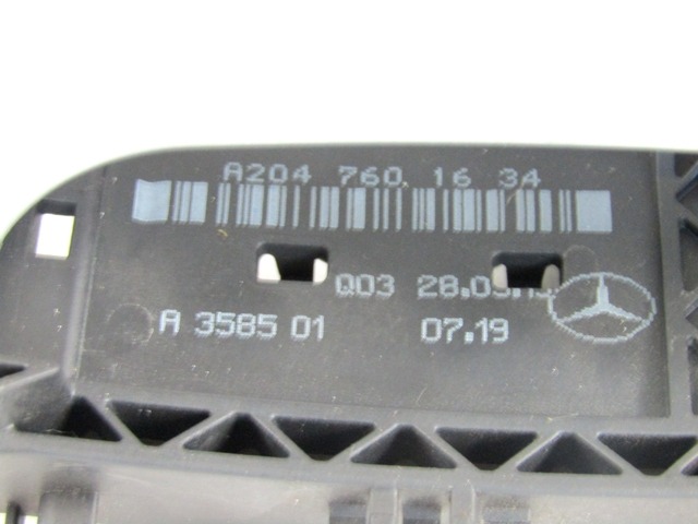 ZUNANJA KLJUKA SPREDNJA DESNA VRATA OEM N. A2047600270 ORIGINAL REZERVNI DEL MERCEDES CLASSE C W204 R BER/SW (2011 - 10/2014)DIESEL LETNIK 2013