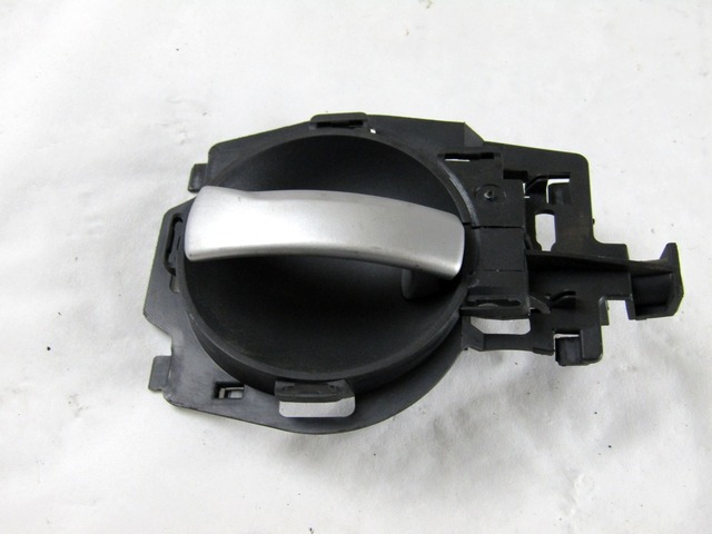 NOTRANJA KLJUKA  OEM N. 9680187777 ORIGINAL REZERVNI DEL CITROEN C3 / PLURIEL MK1R (09/2005 - 11/2010) BENZINA/GPL LETNIK 2009