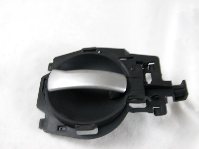 NOTRANJA KLJUKA  OEM N. 9680187777 ORIGINAL REZERVNI DEL CITROEN C3 / PLURIEL MK1R (09/2005 - 11/2010) BENZINA/GPL LETNIK 2009