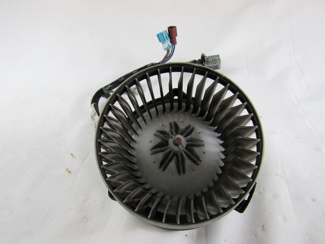 VENTILATOR  KABINE  OEM N. 194000-0821 ORIGINAL REZERVNI DEL HONDA JAZZ GD GE3 GE2 MK2 (2002 - 2008) GD1 GD5 GD GE3 GE2 GE GP GG GD6 GD8 BENZINA LETNIK 2006