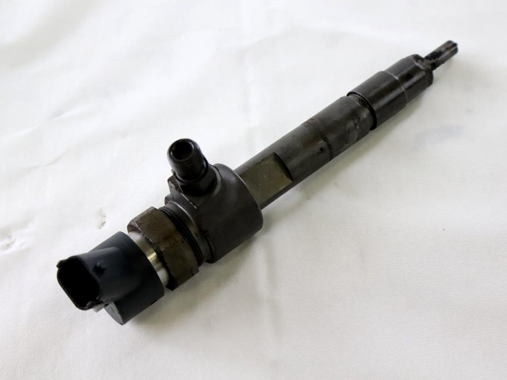 INJEKTORJI DIESEL OEM N. 445110119 ORIGINAL REZERVNI DEL ALFA ROMEO 147 937 R (2005 - 2010) DIESEL LETNIK 2007