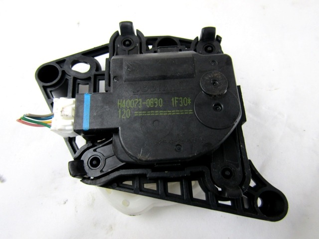 MOTORCEK OGREVANJA OEM N. H40073-0890 ORIGINAL REZERVNI DEL KIA RIO UB MK3 (2011 - 2017)BENZINA LETNIK 2011