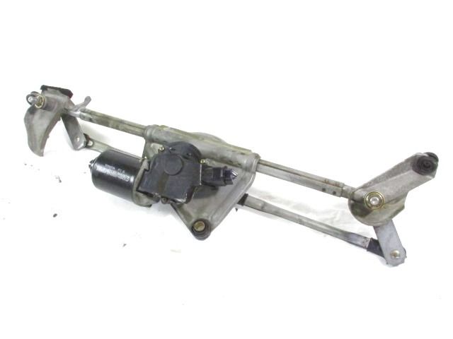 MOTORCEK PREDNJIH BRISALCEV OEM N. 85110-42130 ORIGINAL REZERVNI DEL TOYOTA RAV 4 A2 MK2 (2000 - 2006) DIESEL LETNIK 2004