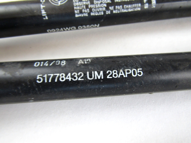 AMORTIZERJI PRTLJAZNIH VRAT  OEM N. 51778432 ORIGINAL REZERVNI DEL FIAT GRANDE PUNTO 199 (2005 - 2012) BENZINA LETNIK 2008