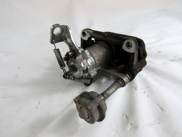 ZADNJE LEVE ZAVORNE CELJUSTI  OEM N. 13300861 ORIGINAL REZERVNI DEL OPEL ASTRA J P10 5P/3P/SW (2010 - 2015) DIESEL LETNIK 2013