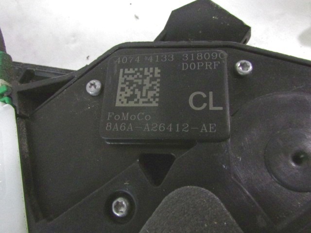 CENTRALNO ZAKLEPANJE ZADNJIH DESNIH VRAT OEM N. 8A6A-A26412-AE ORIGINAL REZERVNI DEL FORD FIESTA CB1 CNN MK6 (09/2008 - 11/2012) BENZINA LETNIK 2010