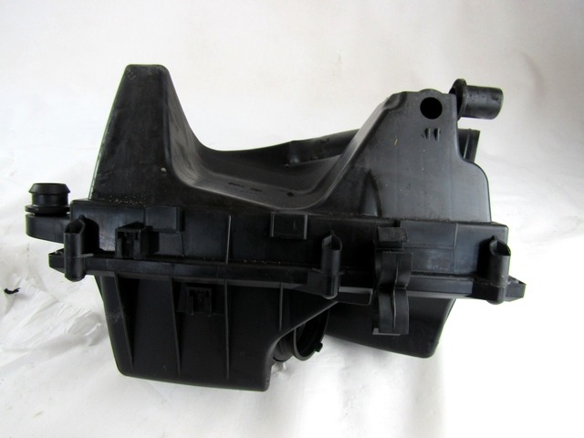 FILTAR ZRAKA OEM N. 13271393 ORIGINAL REZERVNI DEL FIAT CROMA 194 MK2 R (11-2007 - 2010) DIESEL LETNIK 2009