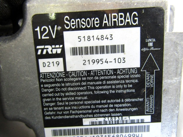 KIT AIRBAG KOMPLET OEM N. 51814843 ORIGINAL REZERVNI DEL FIAT CROMA 194 MK2 R (11-2007 - 2010) DIESEL LETNIK 2009